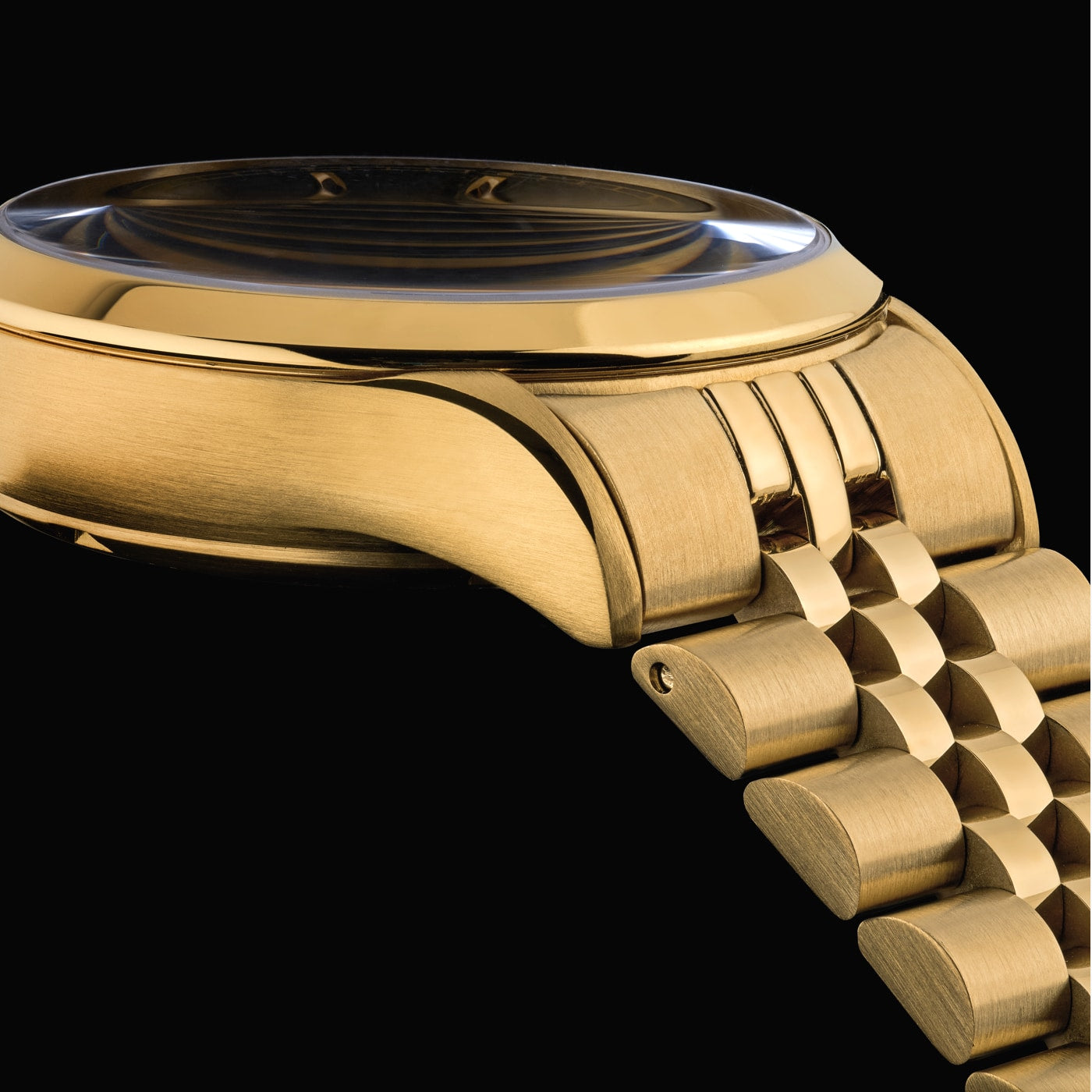 A12 Ceremony Swiss 36mm - Gold