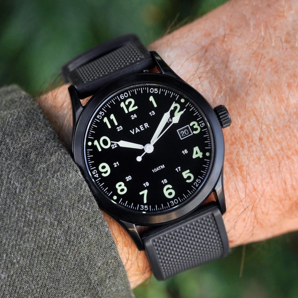 VAER | S3 Tactical Field: 10ATM, Sapphire Glass, 2x Straps